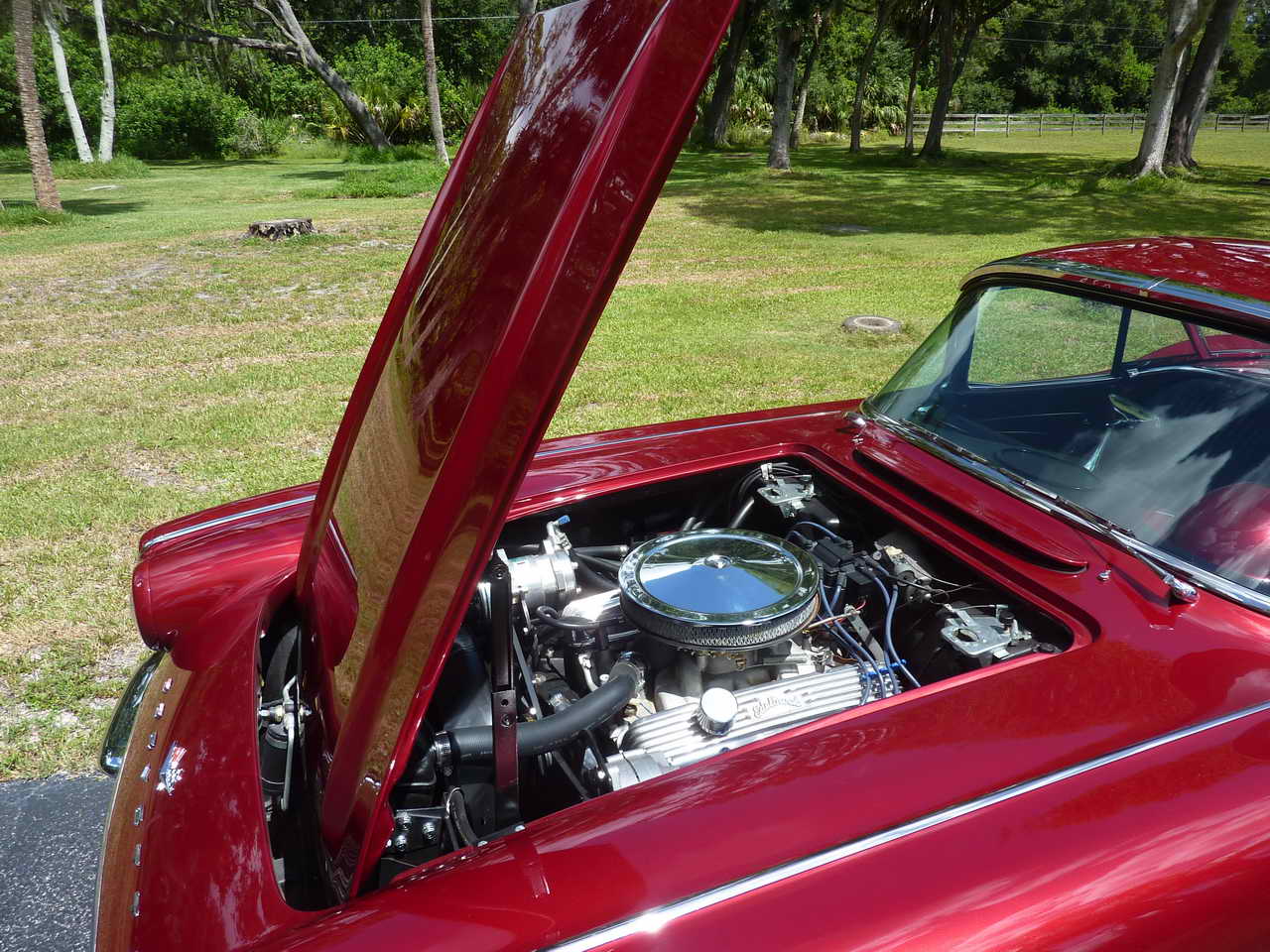TheVetteNet.com - 1961 Corvette Convertible Candy Apple Red